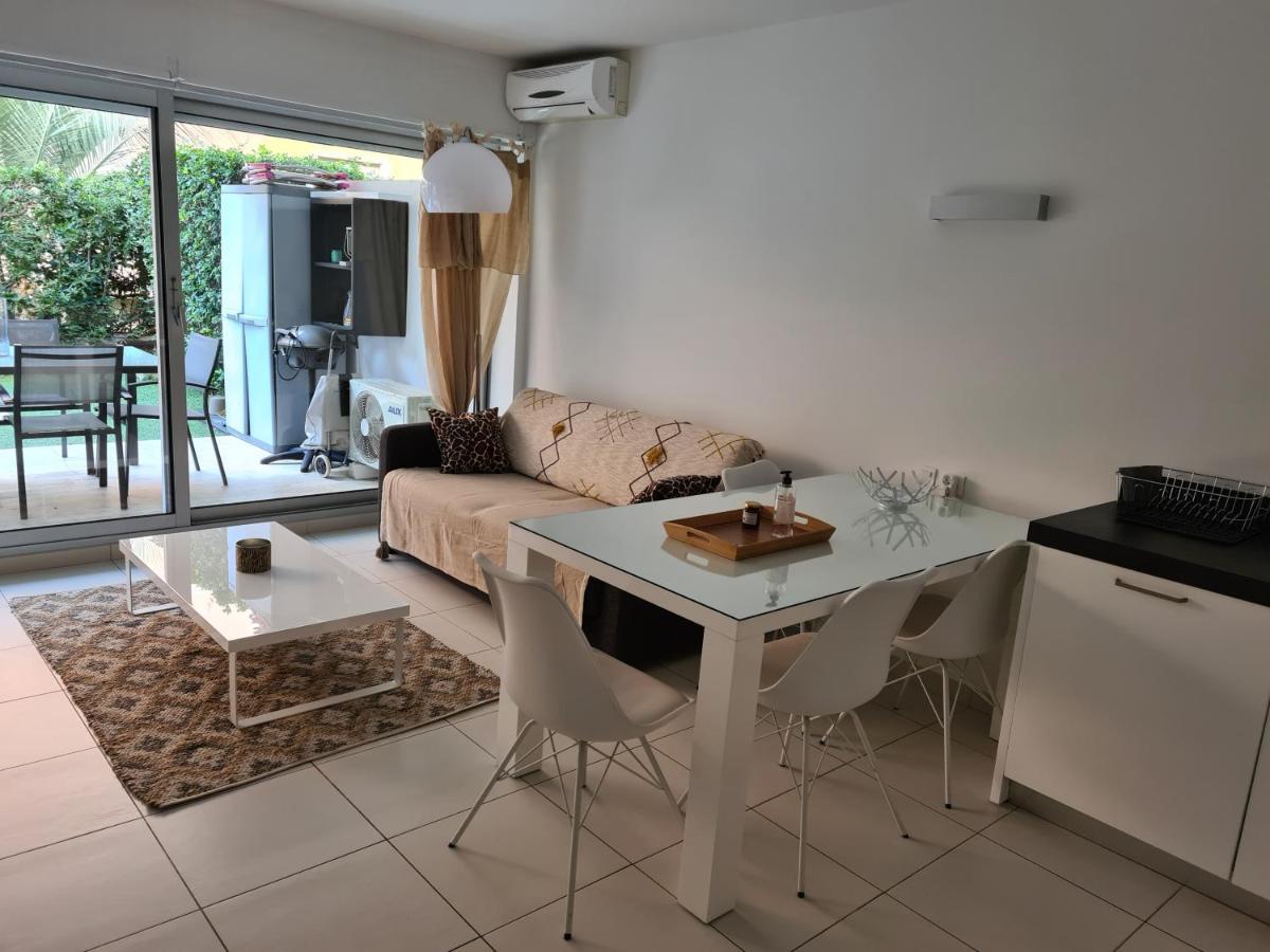 Le Lodge, T2 Classe 3 Etoiles Avec Jardin, Parking, Piscine & Mer A 2 Pas Menton Ngoại thất bức ảnh